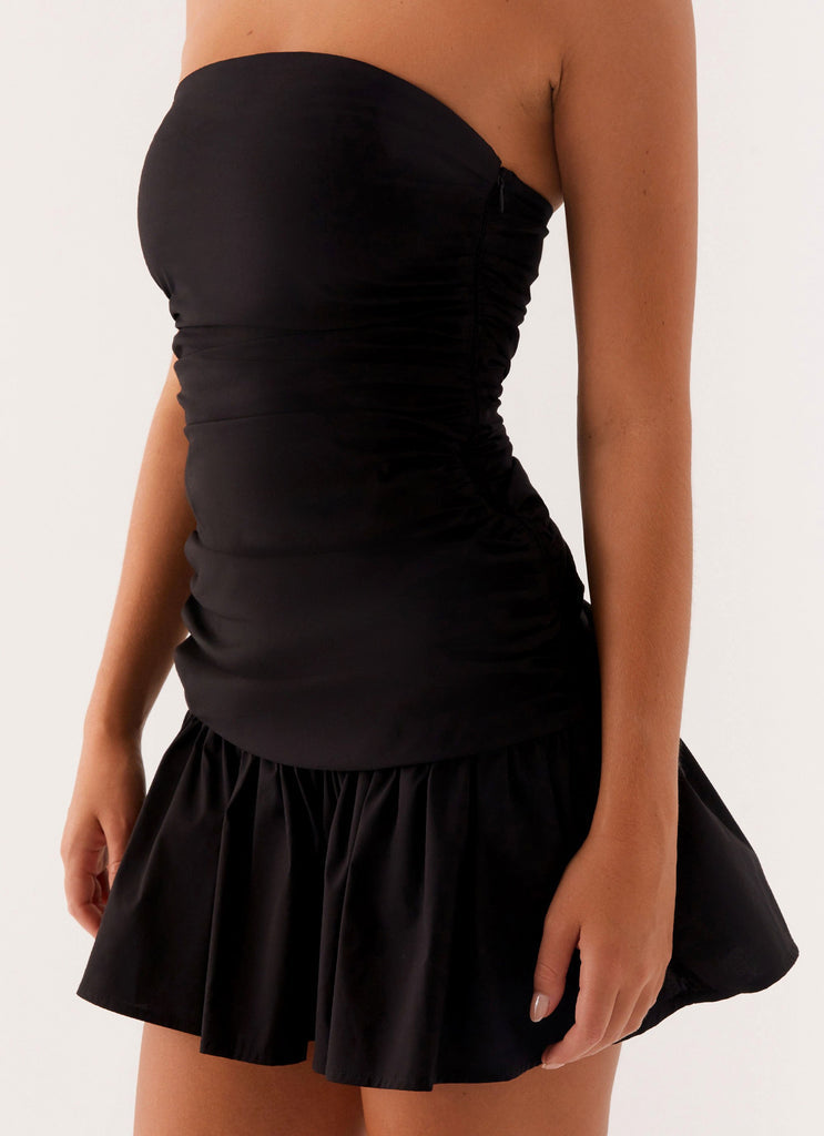 Carmel Mini van Peppermayo - strapless mini-jurk met gevoerde top te huur bij POOMBIES, jurk huren voor gala of feest