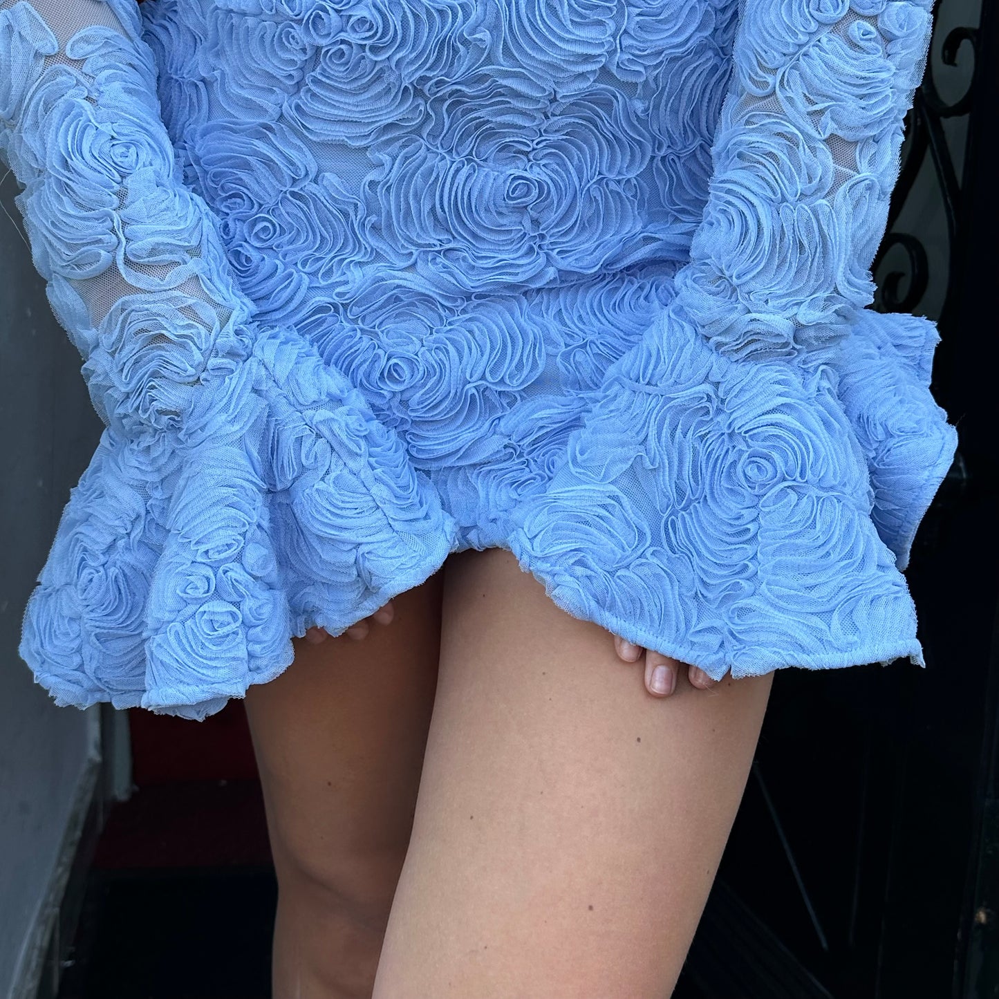 Mesh Mini van Rotate - nauwsluitende mini-jurk met lage rug te huur bij POOMBIES, jurk huren voor gala of feest