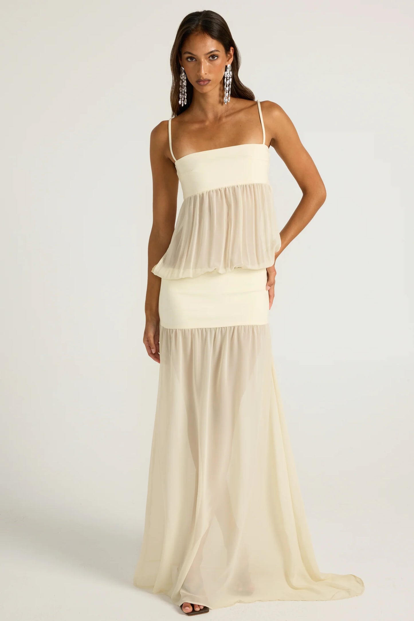 Romeo Gown van Ance Gria - elegante gown te huur bij POOMBIES, jurk huren voor gala of feest