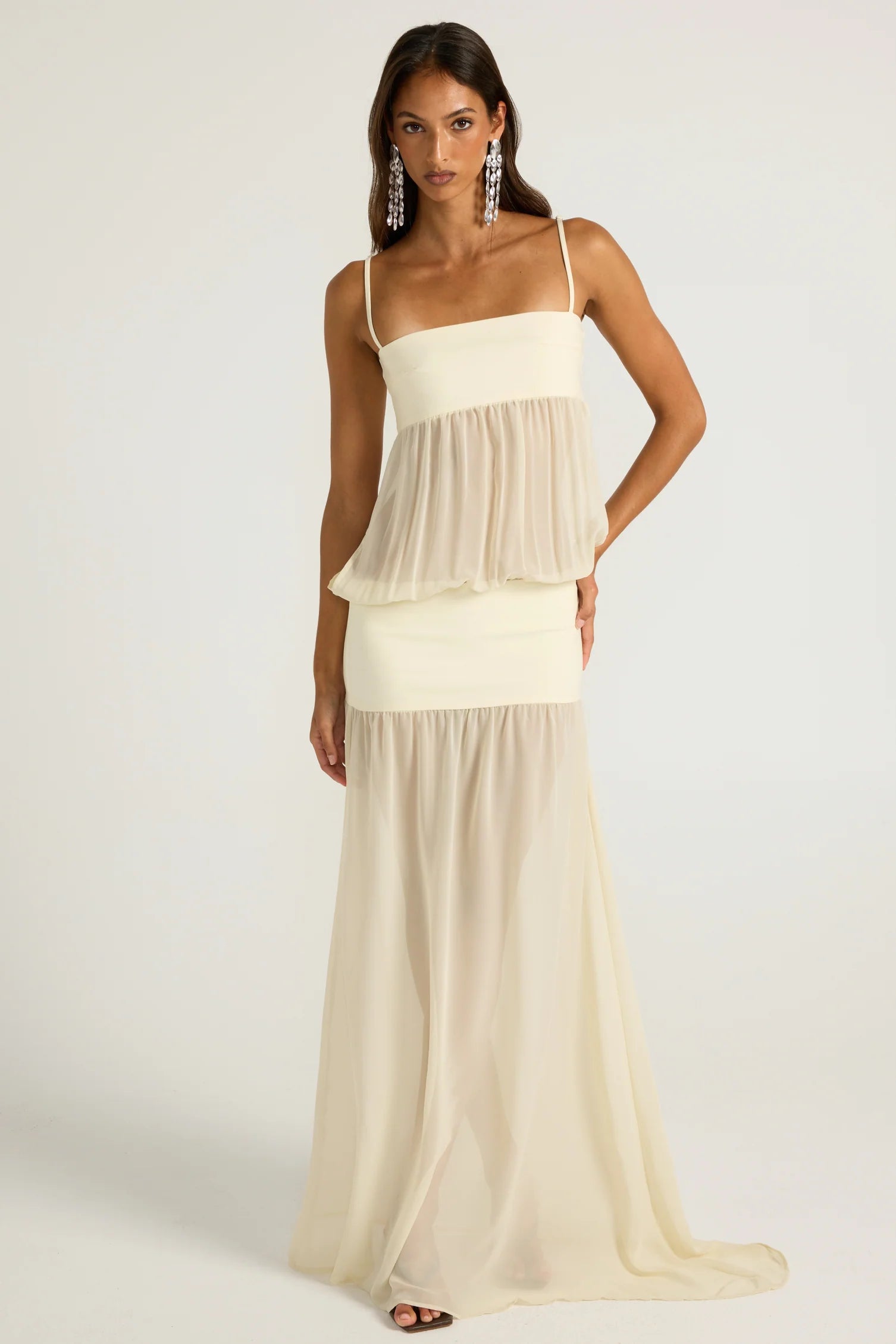 Romeo Gown van Ance Gria - elegante gown te huur bij POOMBIES, jurk huren voor gala of feest